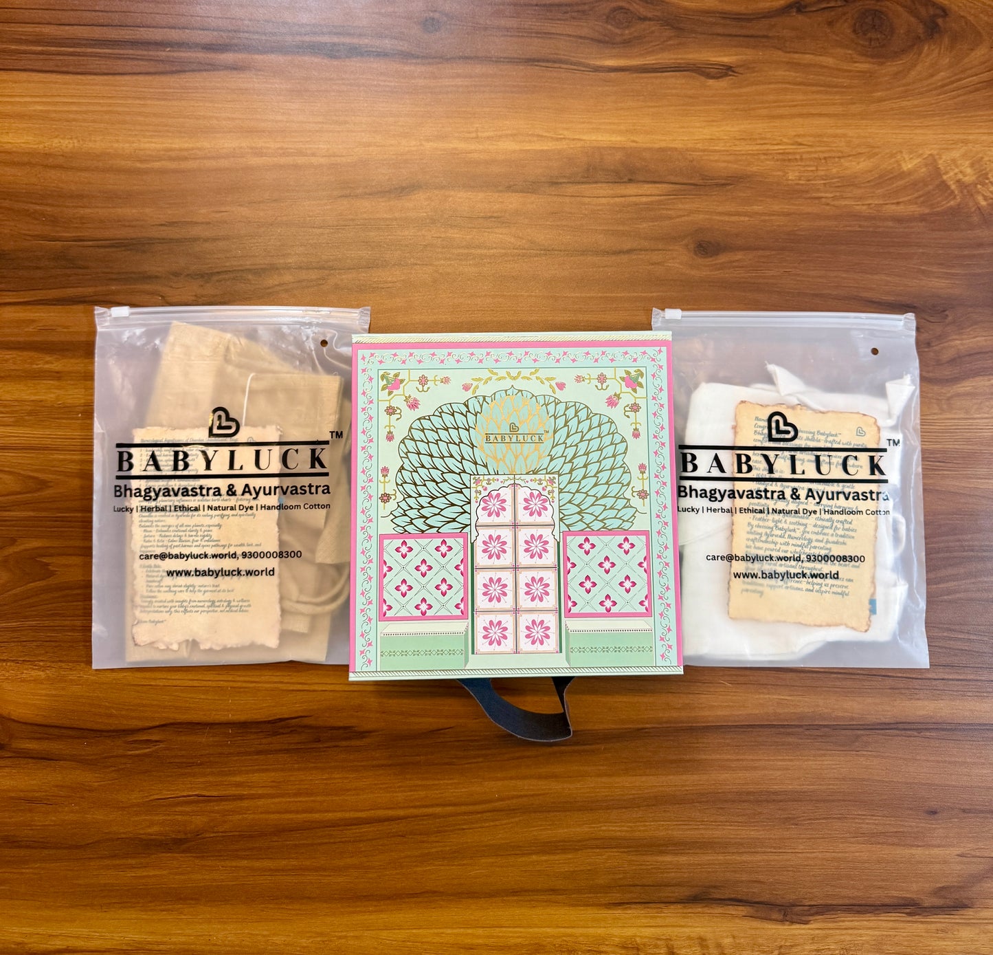 Premium & Luxury Gift Box for Newborns by Babyluck™ - 2000