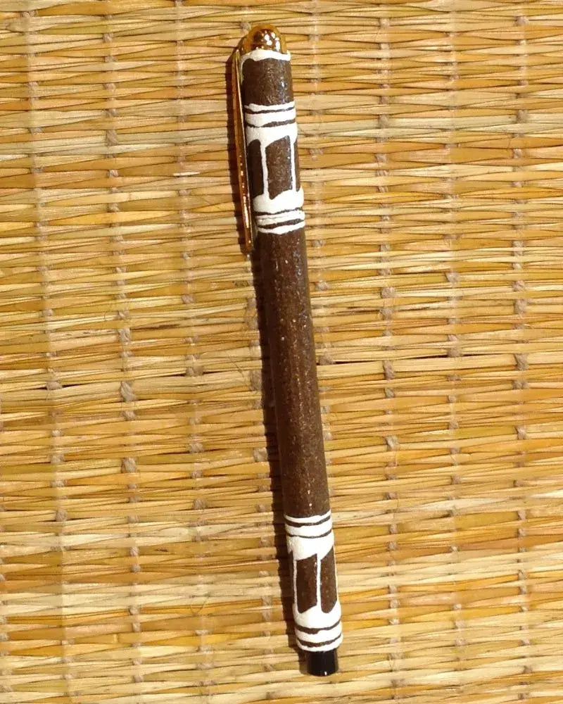 ‘Athak’ Cow-dung Pen